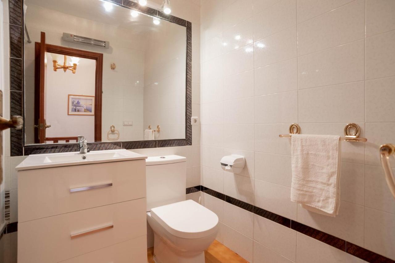 Casa Billarose - Lovely House Overlooking Pool & Walking Distance To The Beach And Restaurants カボ・ロイグ エクステリア 写真